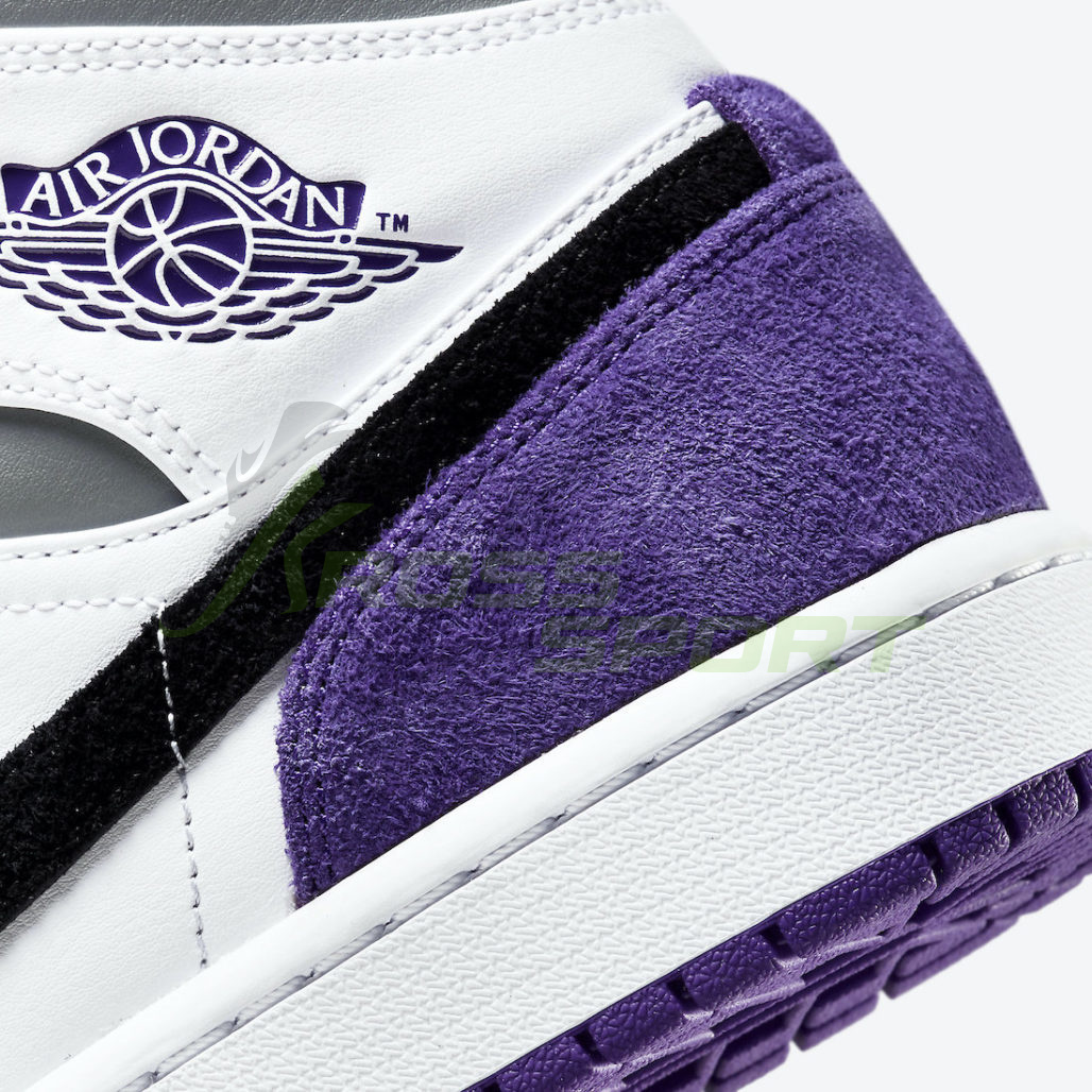  Nike Air Jordan 1 Retro High «Varsity Purple»