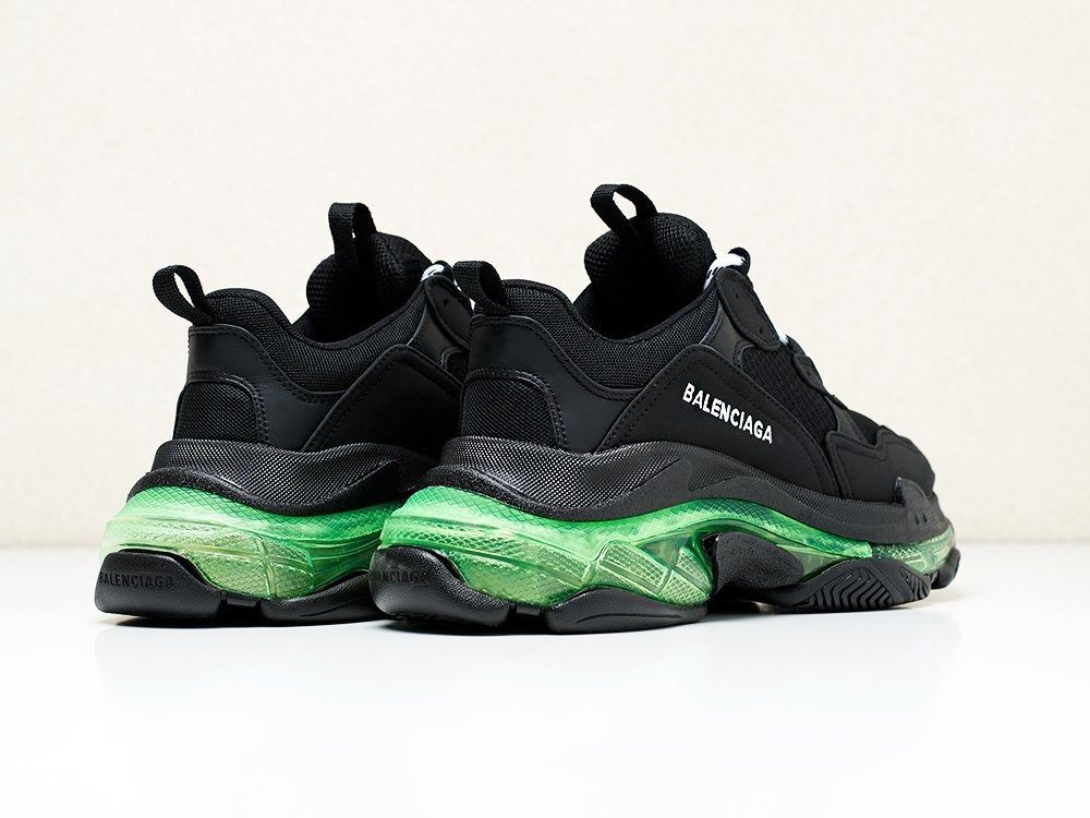  Balenciaga Triple S